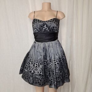 B Darlin Black and Gray Polka Dot Mini Dress Women Size 3/4